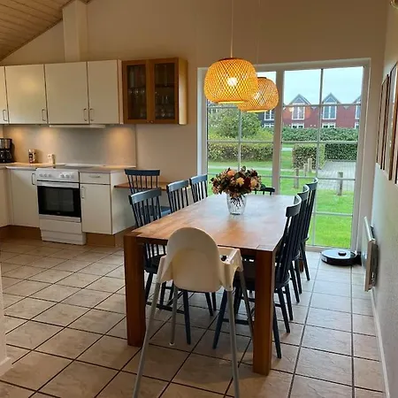 Casa de Férias Dejligt Spahus I Seawest